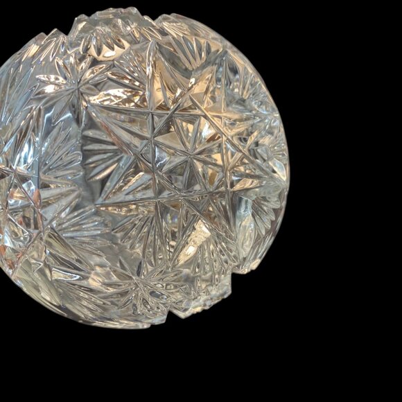 Vintage Cut Crystal Glass Pitcher Intricate Starburst Design & Ribbed Handle - Picture 9 of 13